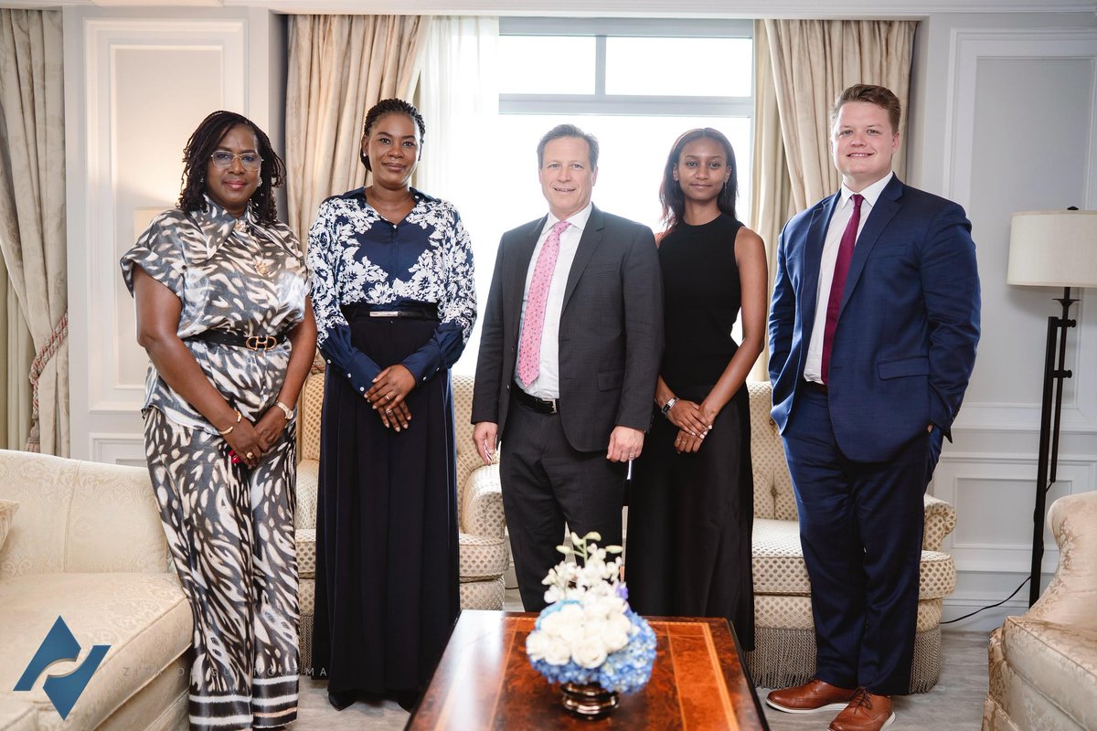 Zita Oligui Nguema tweet media