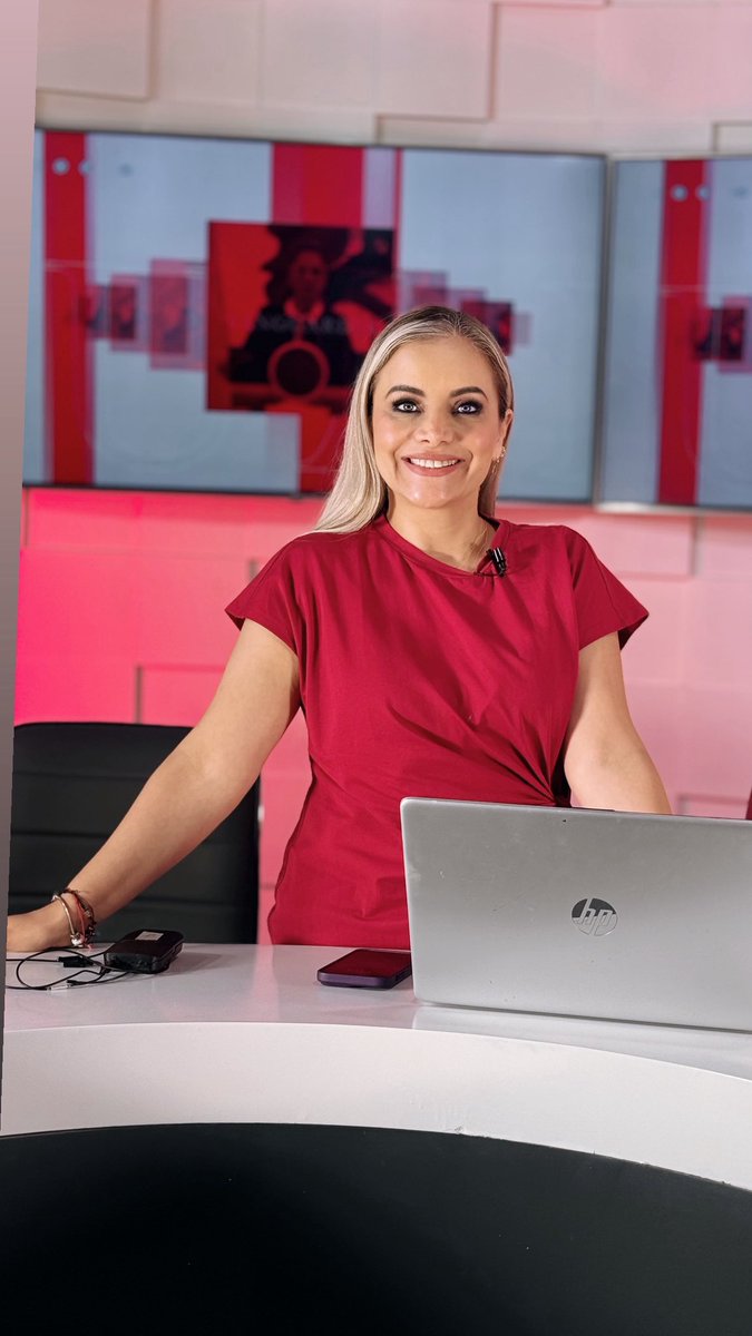 ✨ Noticias que marcan la diferencia ✨
Un gusto acompañarlos desde la mesa de Vanguardia de Veracruz para mantenerlos siempre informados.
¡Gracias por estar del otro lado de la pantalla! 📺📰

#Noticias #Periodismo #VanguardiaDeVeracruz