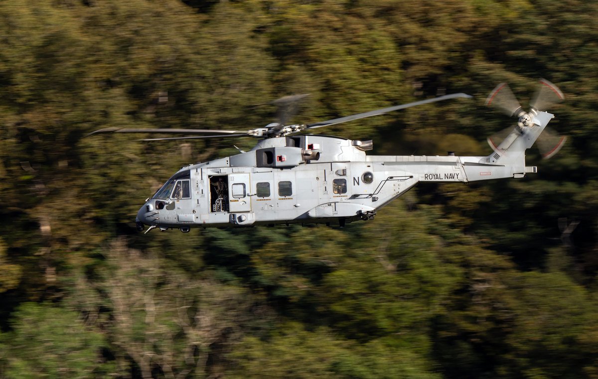 Bob Sharples tweet media