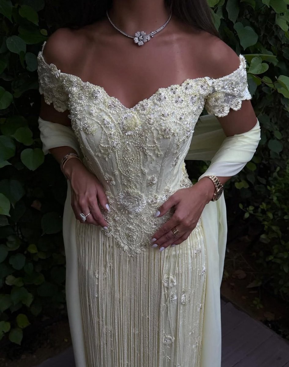 GoldenFashi's tweet image. 