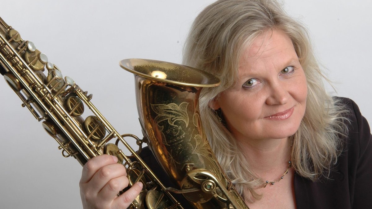 Saxophonist Kristen Strom has been a mainstay on the Bay Area music scene for nearly two decades, acclaimed for beautifully rendered melodies, exceptional tonality, and accomplished musicianship.
#sjz #sjzbreakroom #fallseries
sanjosejazz.org/tickets