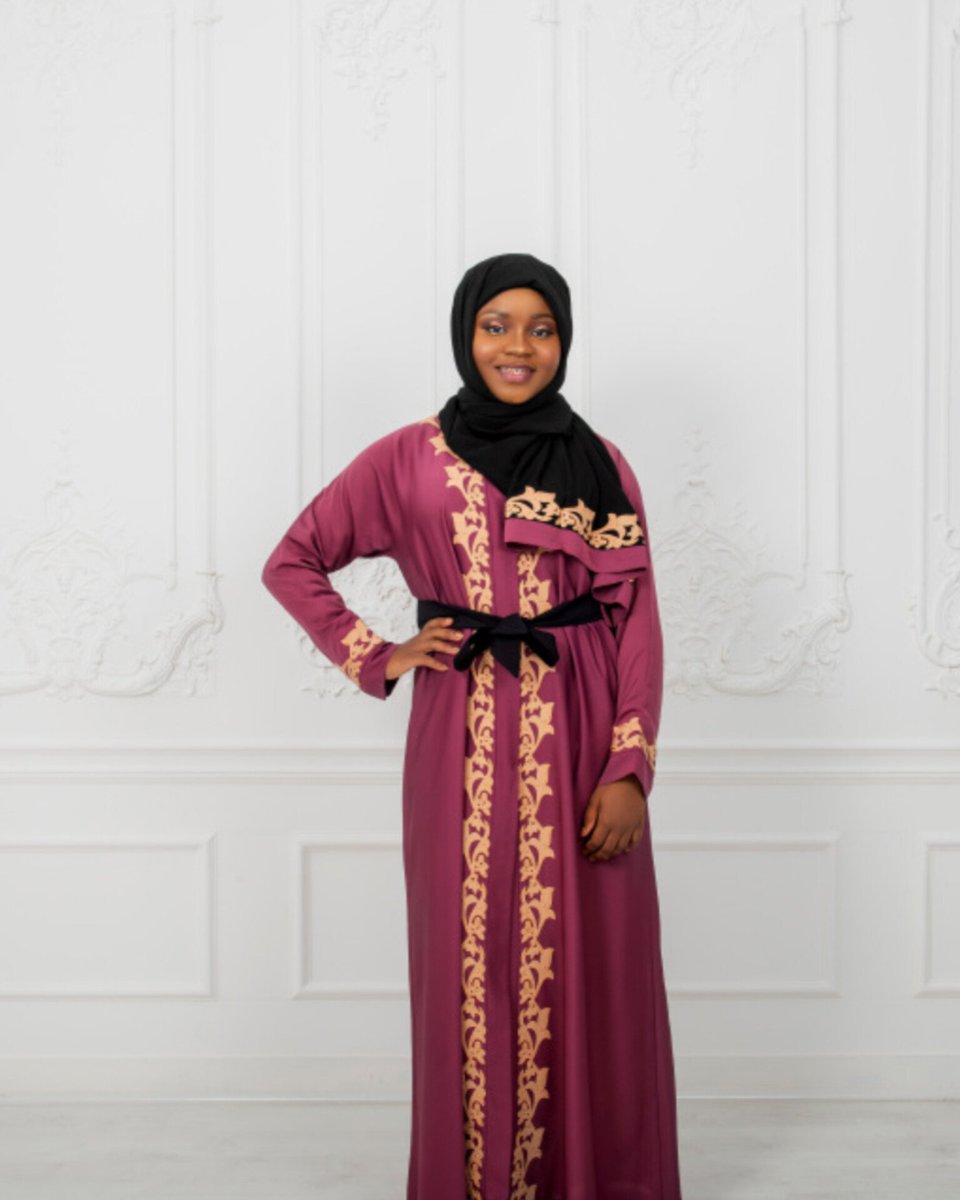 StrivingEmpire's tweet image. Add a touch of blush to your wardrobe with Majesty abaya 💛
Simple, soft, and designed for all-day wear.

✔️ US sizes 2–18
✔️ Smooth and light fabric

Shop at StrivingForModesty.com

#TSEExperience #StrivingForModesty #ModestWardrobe
 #MuslimahStyle