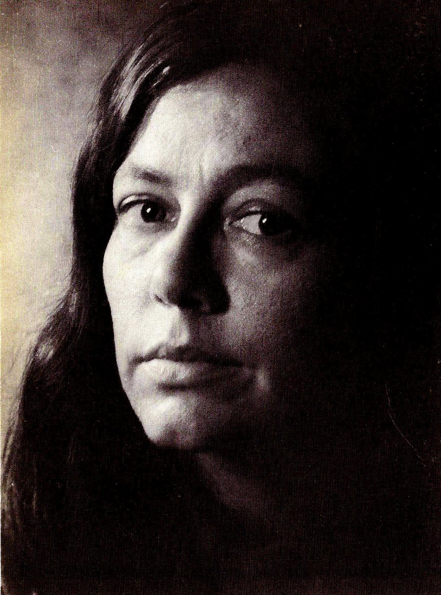 Julio Cortázar le dedica estos versos a su querida amiga, Alejandra Pizarnik, luego de conocer su muerte.