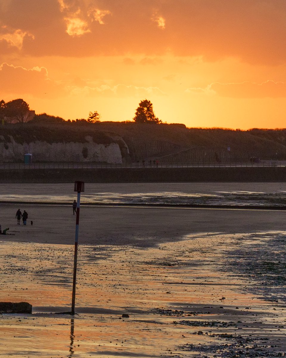 Chris West tweet media