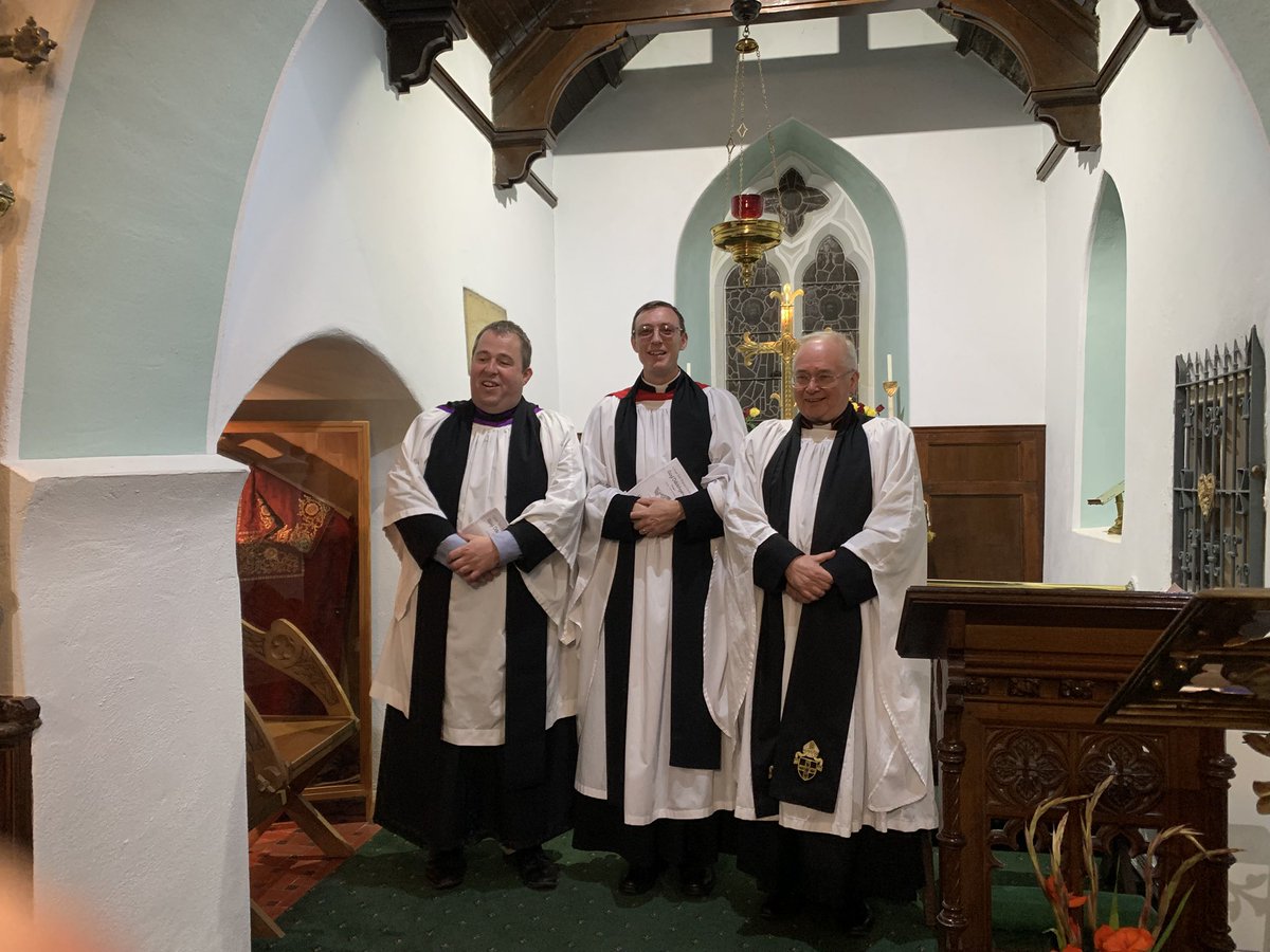 This evening was #CwrddDdiolchgarwch at St Brynach’s Church in the #GwaunValley. A wonderful evening with an excellent sermon by the Rev’d Wyn Maskell! Diolch i bawb!