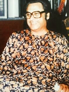 amrita__9936's tweet photo. #MusicMode 🎧
"Jivan mein tu darna nahin
Sar nicha kabhi karna nahin
Saathi hai tu apna koi duja na tera
Apni har mushkil mein tu akela hi muskura!"
#KishoreDa #PanchamDa
#FerozKhan @MajroohS
https://t.co/YBKwugg8UD
#MusicIsHappiness 💛
#Music #Me #Life #MyLifeMyRule 🤟 https://t.co/bIjKDEJQWk