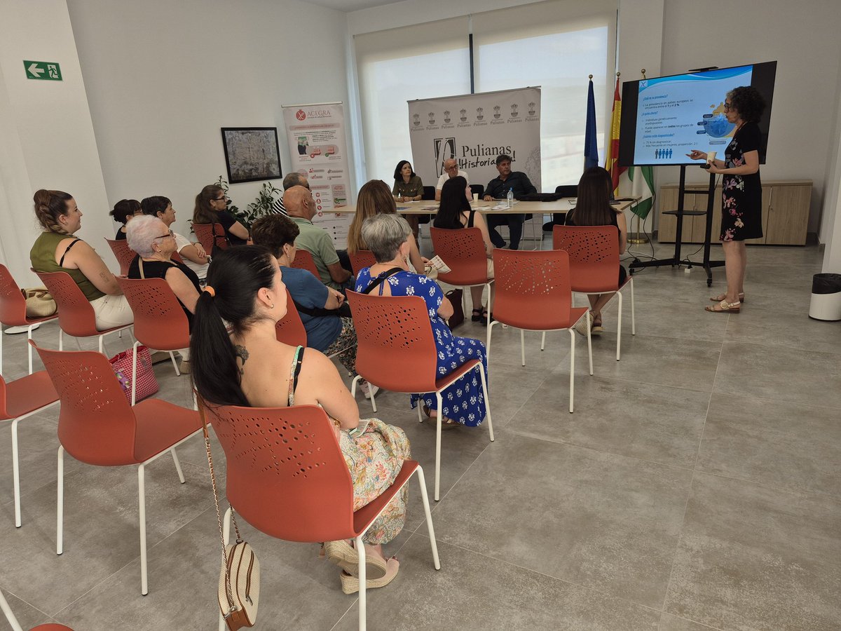 🌾 El pasado viernes tuvo lugar en el Ayuntamiento una charla de ACEGRA sobre la enfermedad celíaca, el protocolo de detección y consejos para una vida sin gluten 🚫🌾.
#pulianasconlasalud