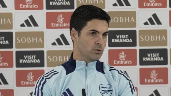 Arsenalnewschan's tweet image. 🗣️Jamie Carragher on #Arsenal boss Mikel Arteta saying he ‘does not listen to the pundits’ in a press conference this week: “Arteta started with the goalkeeper, saying 'we've got the most attacking goalkeeper in the league'. Then he mentioned something about his full-backs and I…