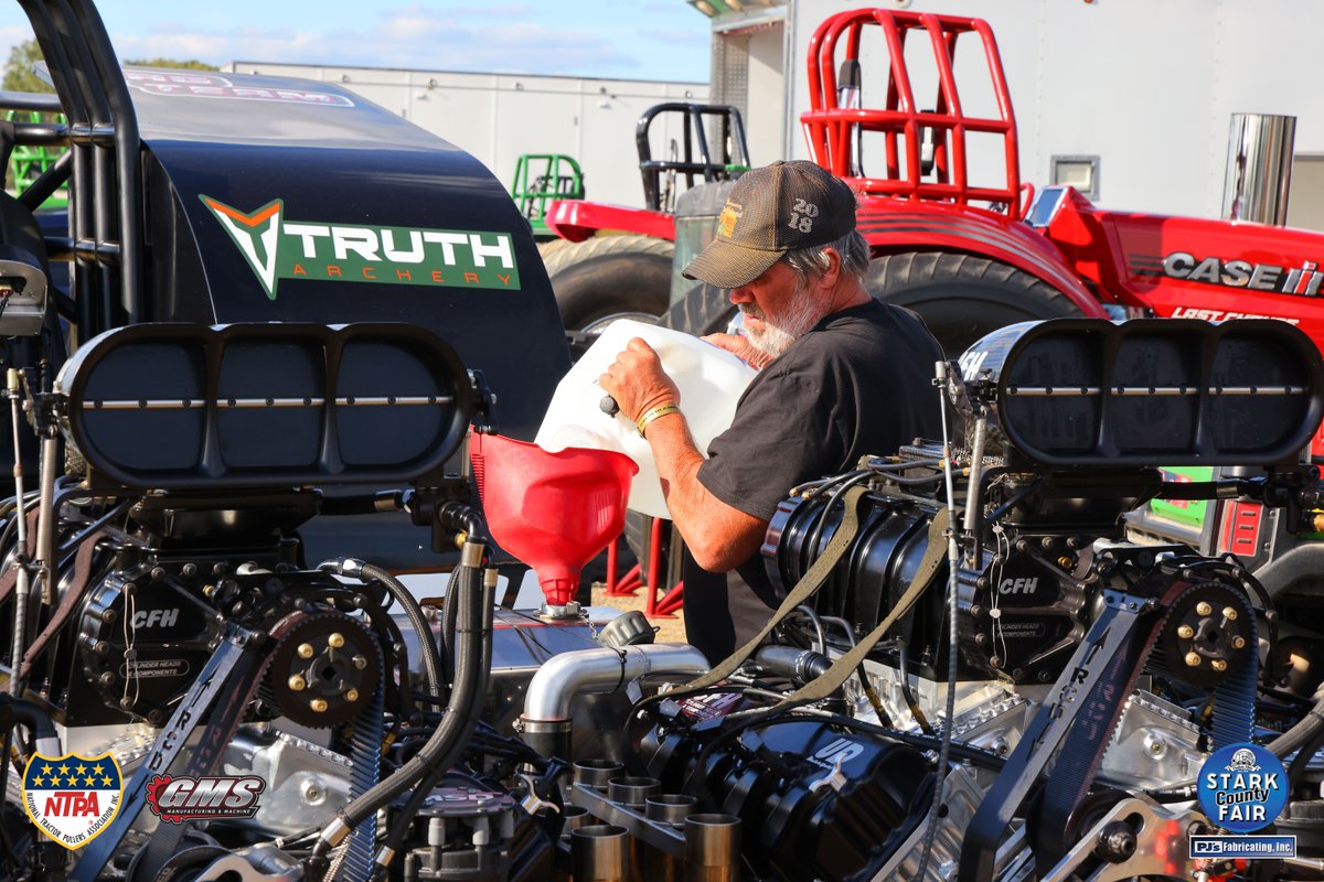 NTPApull's tweet image. Light Modifieds in the Canton, OH pits! 🤩 #modified #starkcountyfair