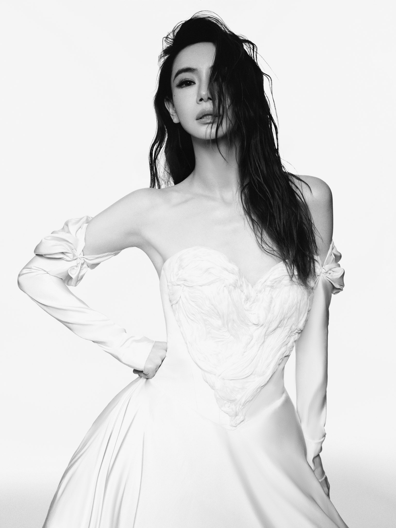 【田中野夫】Vera Wang Lara Vera Wang Lara – Nearly Newlywed