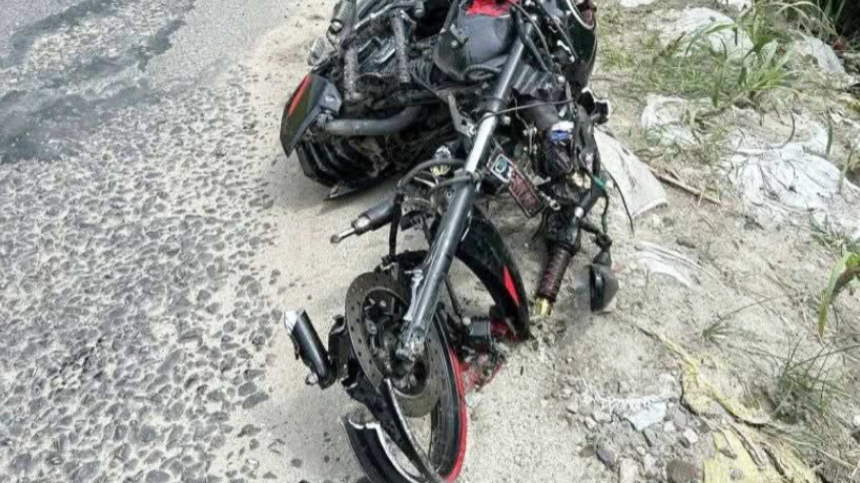 কালিহাতীতে বাসের ধাক্কায় মোটরসাইকেল চালক নিহত