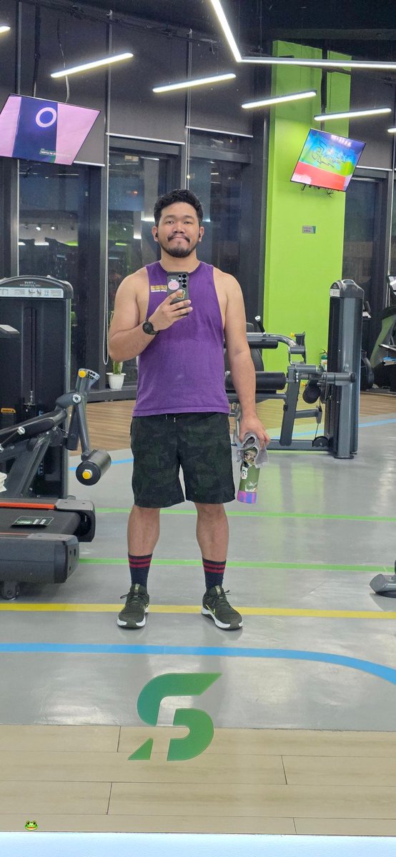 GeometricRadios's tweet image. I'm liking the muscle shirt/sando. Hehe! #bearcode sama na ako sa mowdels. Jk.