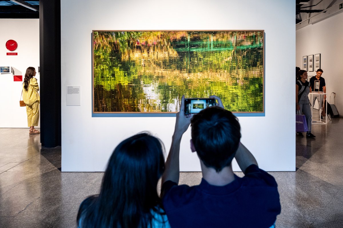 ⏳📸 Últimos días para visitar Desplazamientos. Fotografía e identidad en el Centro Arte Complutense | c arte c

Una exposición que explora cómo los procesos de migración, crisis y desarraigo transforman la identidad.
🔗 phe.es/exposicion/des…
© Jorquera