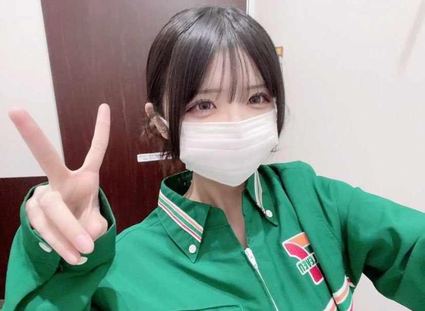 276mgu's tweet image. セブンのトイレでサクッとしませんか？笑
#いいねでDM #裏アカ女子 #p活女子