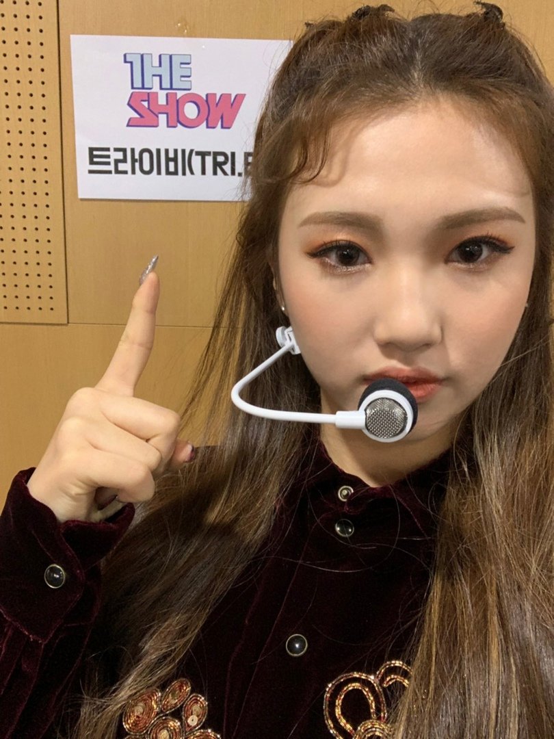 creativcore's tweet image. 𝐌e tocó subirme al tren del #𝙿𝕚xαrꕀdrǝams y salir corriendo a ver a mis niñas hermosas !!! porque ustedes no saben pero el #𝚂o𝕥y𝜗ー𝚄h·𝚄h del año ya llegó y ya está aquí lista para ser usada todo el tiempo.

𝚐o͞ss𝕚p ⋆ ! #𝐥uc𝕚fǝ̄r ♡