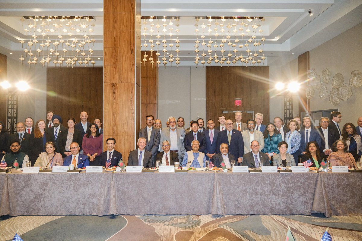 Chief Adviser Professor Muhammad Yunus and visiting Bangladeshi political leaders attend a roundtable discussion, titled "Advancing Reform, Resilience and Growth".

The US-Bangladesh Business Council (USBBC) organised the event at a hotel in New York on Wednesday. <a href="/USBanglaTrade/">U.S.-Bangladesh Business Council</a>
