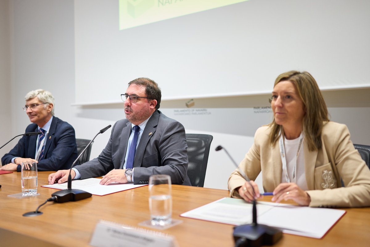 parlamentoNA's tweet image. ⭕️Acto de Apertura de las XXVII Jornadas de la Asociación Española de Letrados de Parlamentos ‘Desafíos del Parlamento ante la desinformación’ @AELPA 

📝parlamentodenavarra.es/es/noticias/ac…