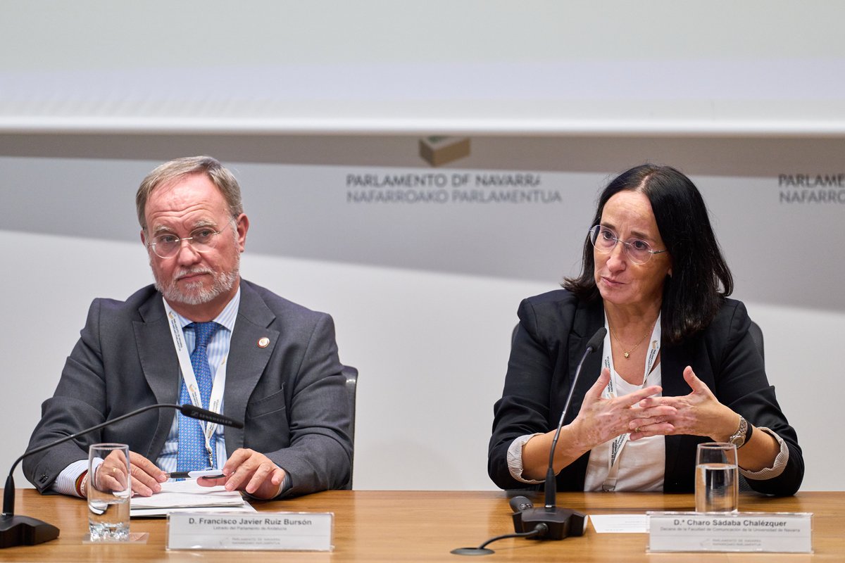 parlamentoNA's tweet image. ⭕️Acto de Apertura de las XXVII Jornadas de la Asociación Española de Letrados de Parlamentos ‘Desafíos del Parlamento ante la desinformación’ @AELPA 

📝parlamentodenavarra.es/es/noticias/ac…