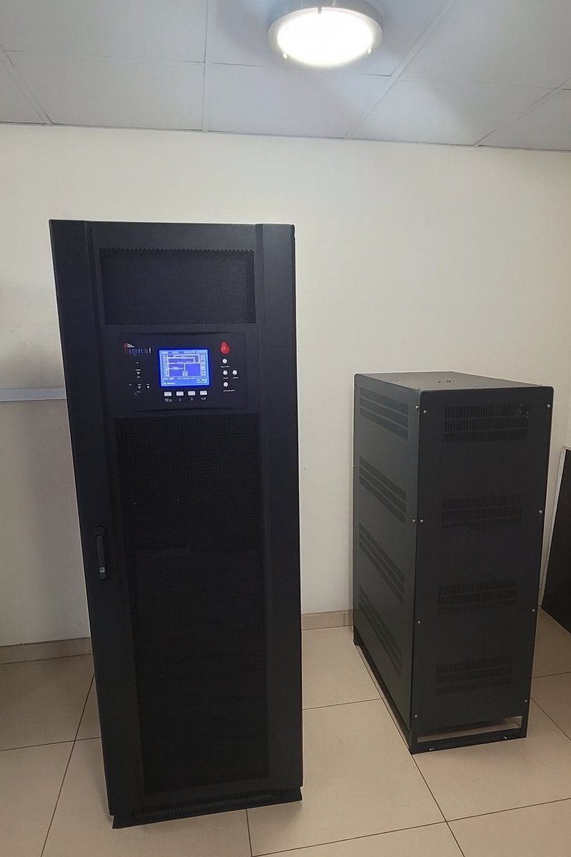rpeltd_'s tweet image. 40kVA UPS system and 30 units of 42Ah batteries deployed to provide reliable backup power for twin lifts. 

At RPE, we remain committed to delivering dependable backup solutions tailored to critical infrastructure needs.

#PowerSolutions #BackupSystems #RPEnergy