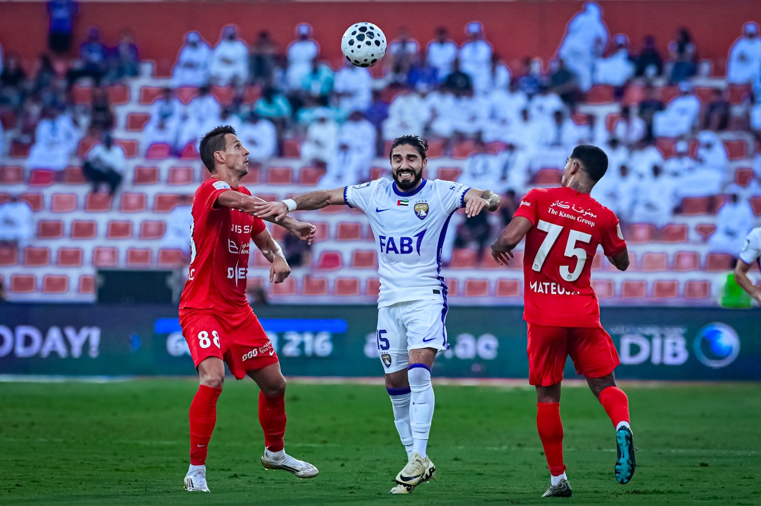 من لقاء العين وشباب الأهلي (إكس)