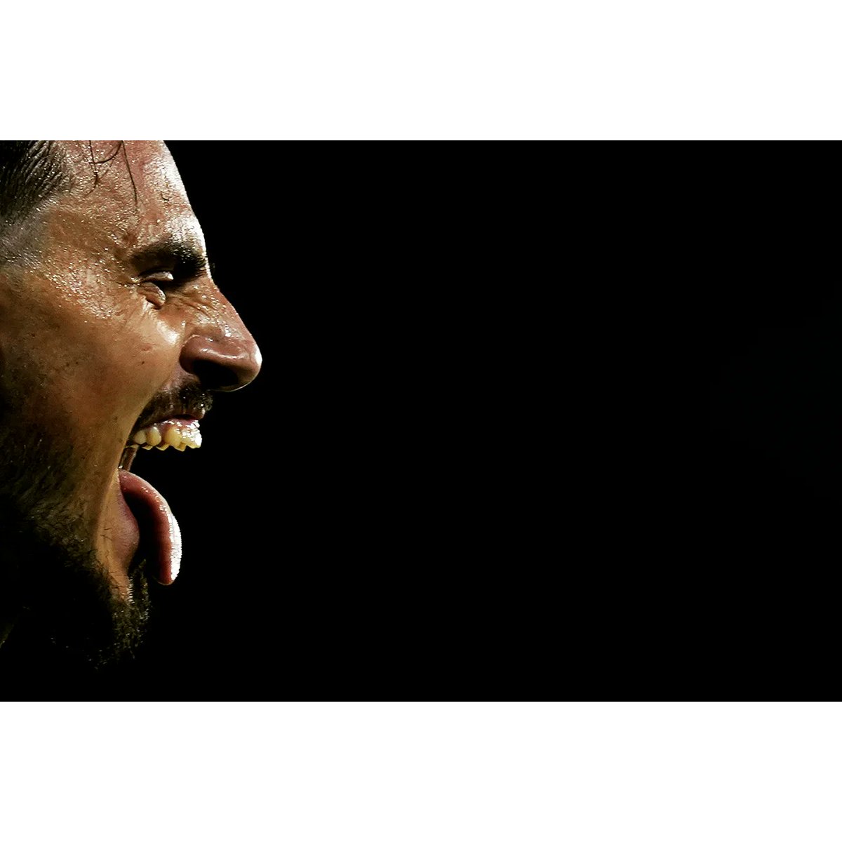 CiambMat tweet media