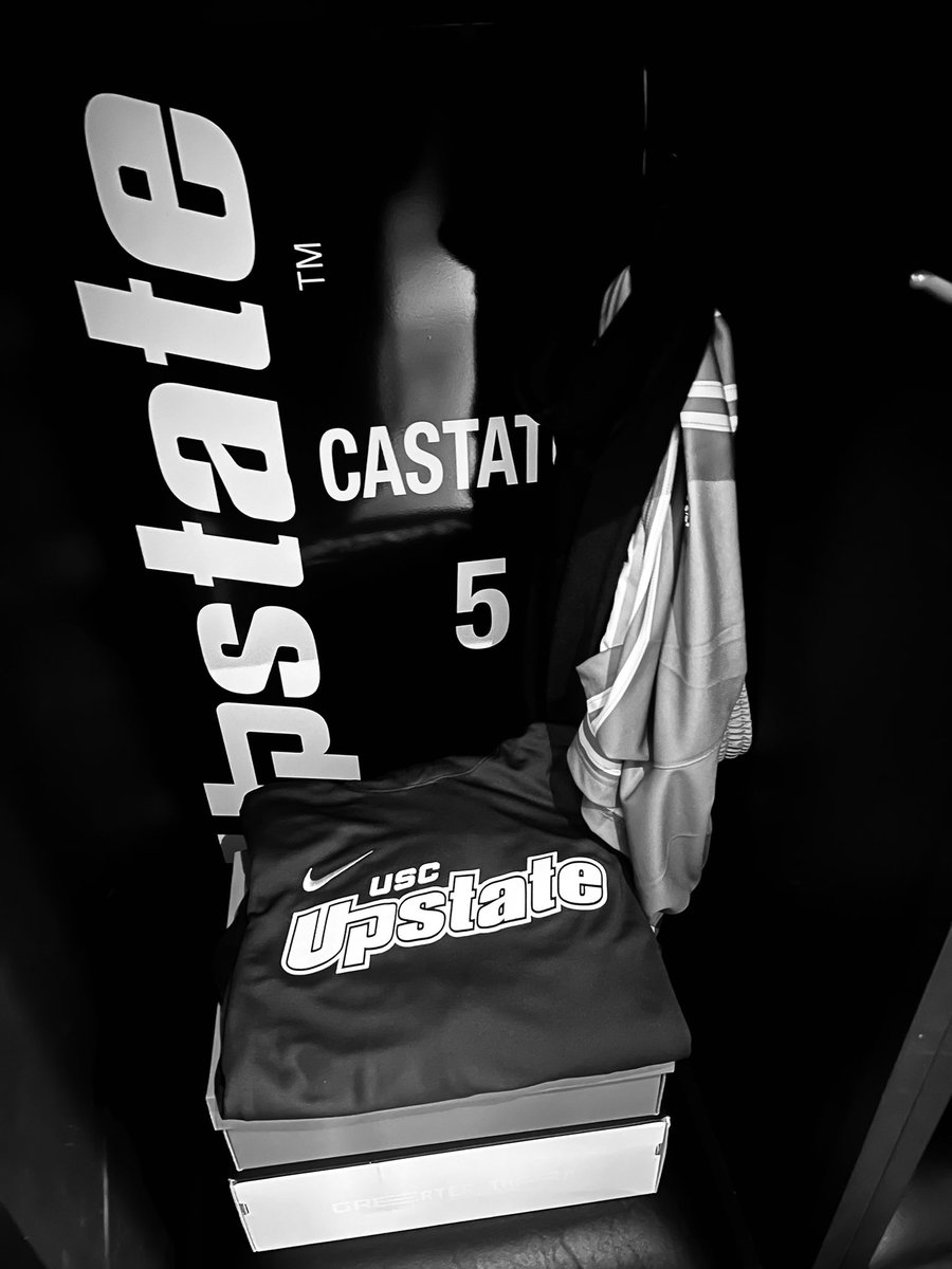 The calm before the storm ⛈️⚔️

#firstofficialpractice