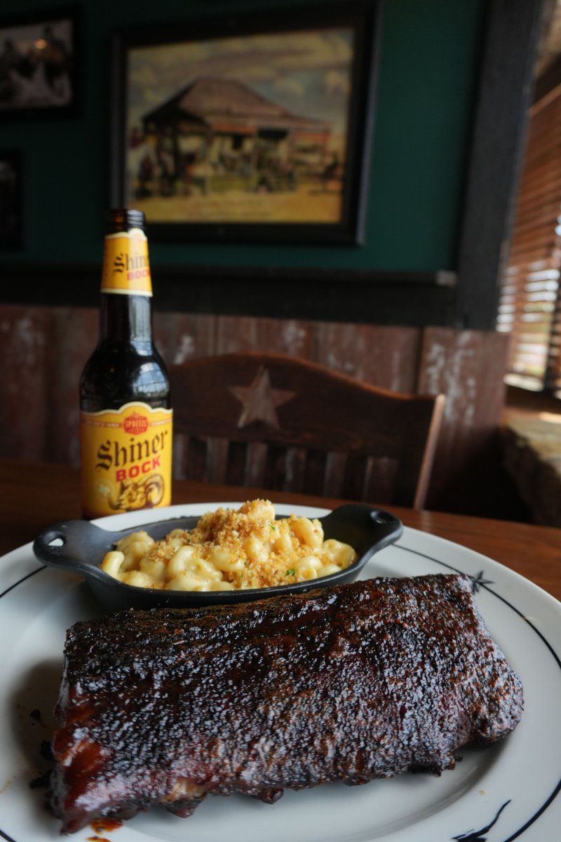 When it comes to our Fall-off-the-Bone Ribs, you've gotta go all in. Leave no finger un-sauced this week and try our famous, slow-cooked ribs! 🤪