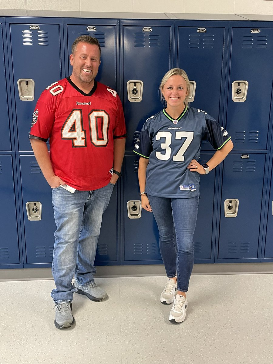 Mr. Vockell (@coopergopo) on Twitter photo Using <a href="/CooperPepClub/">Cooper Pep Club🎉</a>’s jersey day to educate the youth a little about two of the best running backs from our younger days with <a href="/shaunalexander/">Shaun Alexander</a> and <a href="/40MikeAlstott/">Mike Alstott</a>. Had to rep one of my favorite Boilermakers while Dant went with a Boone County legend. Using <a href="/CooperPepClub/">Cooper Pep Club🎉</a>’s jersey day to educate the youth a little about two of the best running backs from our younger days with <a href="/shaunalexander/">Shaun Alexander</a> and <a href="/40MikeAlstott/">Mike Alstott</a>. Had to rep one of my favorite Boilermakers while Dant went with a Boone County legend.