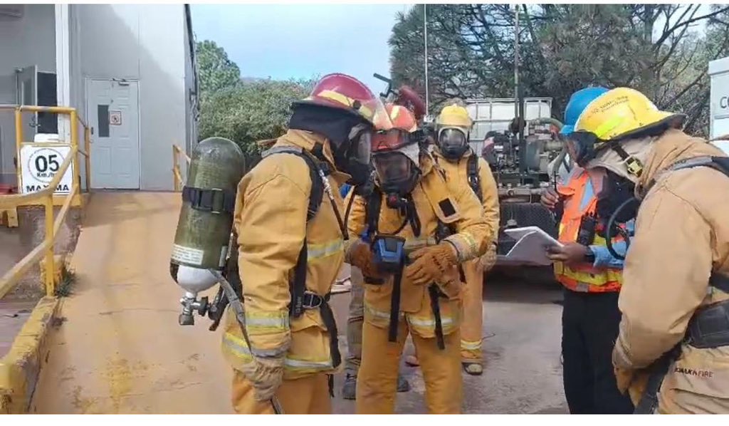 Participamos en el Simulacro Nacional de Evacuación de Inmuebles, realizando este ejercicio en el comedor central de Mina Mulatos, en conmemoración del #DíaNacionaldeProtecciónCivil
Con estas acciones reforzamos la cultura de la prevención y seguridad de todos.

#SomosMON