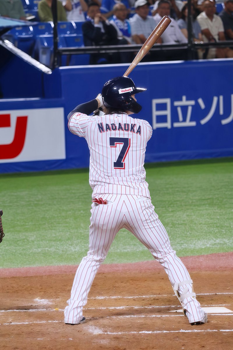 お誕生日おめでとう🎂🎉🎊🥳
これからもずっと応援しています🐟
#長岡秀樹
#swallows