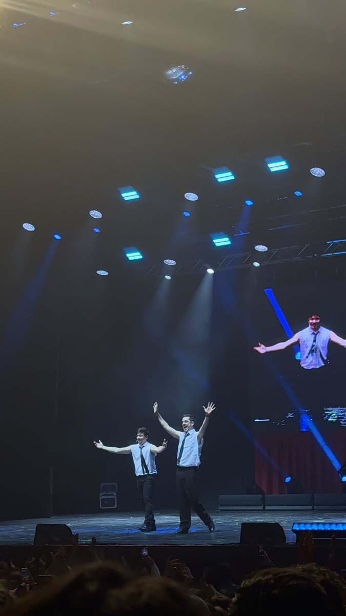 whoismanucha's tweet image. #PatriaYFamilia #pyf