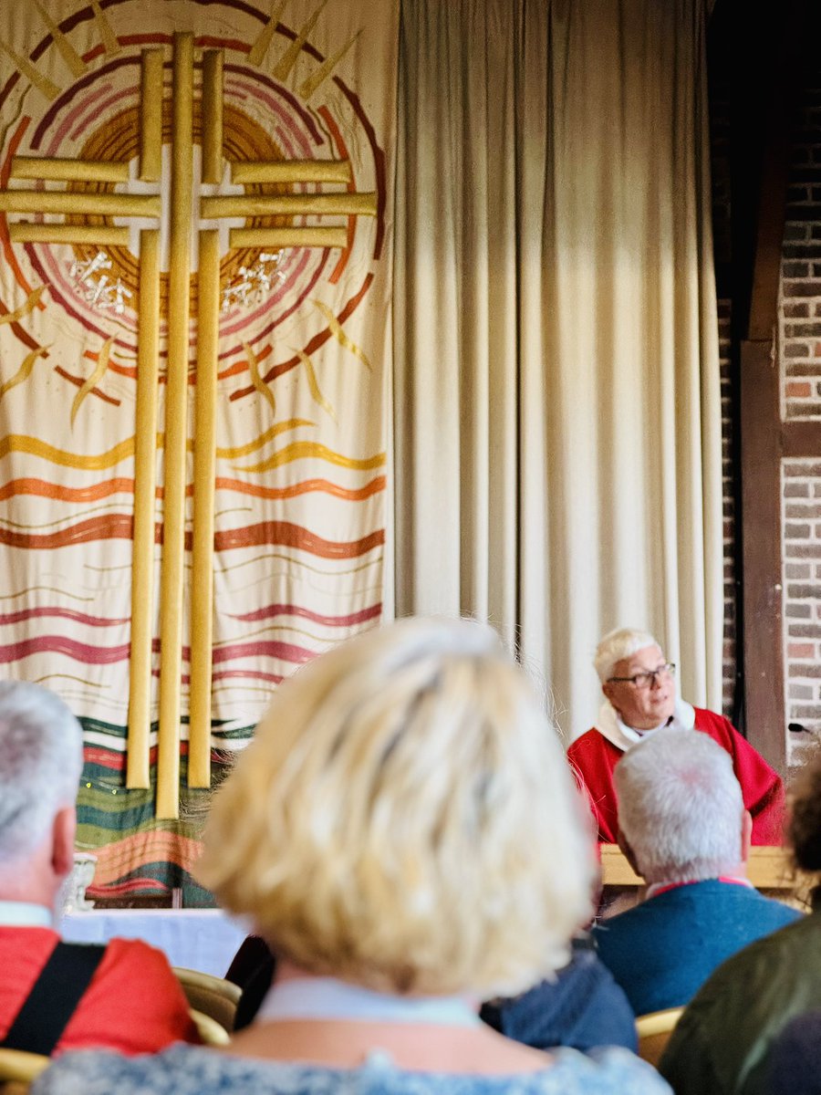 Wonderful to spend time with the wonderful clergy from <a href="/GlosDioc/">The Diocese of Gloucester</a> as Bishop Robert reflects on the importance of worship, prayer &amp; Sabbath in shaping life-affirming priestly ministry <a href="/churchofengland/">The Church of England</a>