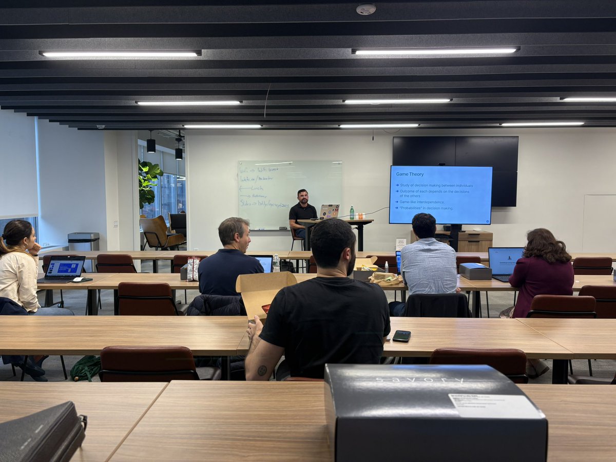 If you are new to the blockchain space and have a genuine interest in learning, I can make you an offer you can’t refuse

<a href="/chainlink/">Chainlink</a> hosts live in person educational sessions led by <a href="/chainlinklabs/">Chainlink Labs</a> veterans like <a href="/thedavedev/">Dave Isbitski</a>

This is our session in NYC today. 

They are free and