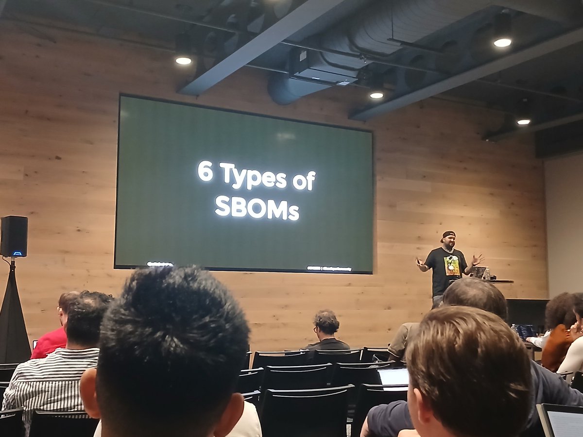 TroyGittens's tweet image. Learning about SBOMs from the speaker  @saltnburnem with @neda_sefati #CYC2025 #DeveloperCommunity
