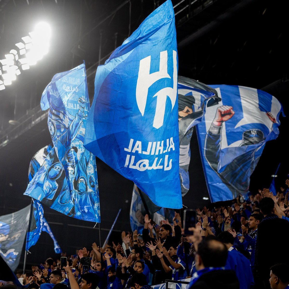 مساء الخيير او مسساء الهلال 💙💙
 #HilalDay