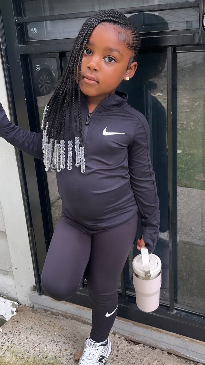 Lmao she’s so cute I love her😭😍