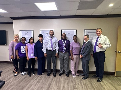 .<a href="/RWJBarnabas/">RWJBarnabas</a> recognizes Save a Life Day! We’re raising awareness about substance use disorder, recovery &amp; naloxone. Safe a Life Day aims to reduce overdose-related deaths &amp; encourages individuals to carry naloxone.

Learn more: nj.gov/humanservices/…

#LetsBeHealthyTogether