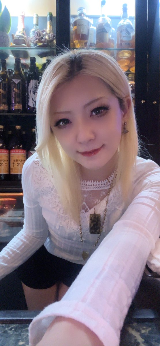 夜が私に冷たくするから
私は夜に優しくしてあげようと思う
（夜寒いね、あったかくして風邪ひかないでね）