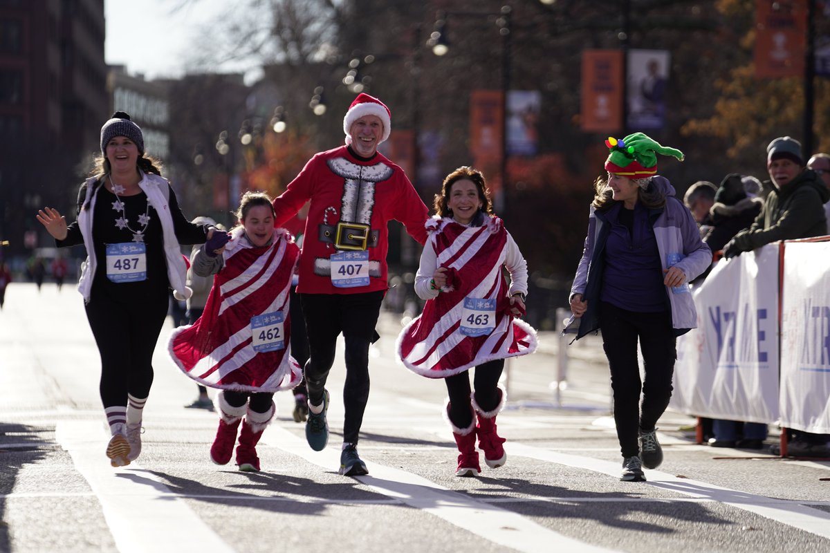 SpOlympicsMA's tweet image. 🚨 REGISTRATION IS LIVE! Two festive 5Ks. One epic weekend. 

👉 Boston Jolly Jaunt – Dec. 6 (Boston Common)
👉 LETR Peabody Holiday Torch Run – Dec. 7 (Arrow Electronics, Peabody)

🔗 Sign up today: shorturl.at/UV3Fn

#BostonJollyJaunt  #Holiday5K #FunRun #BostonEvents