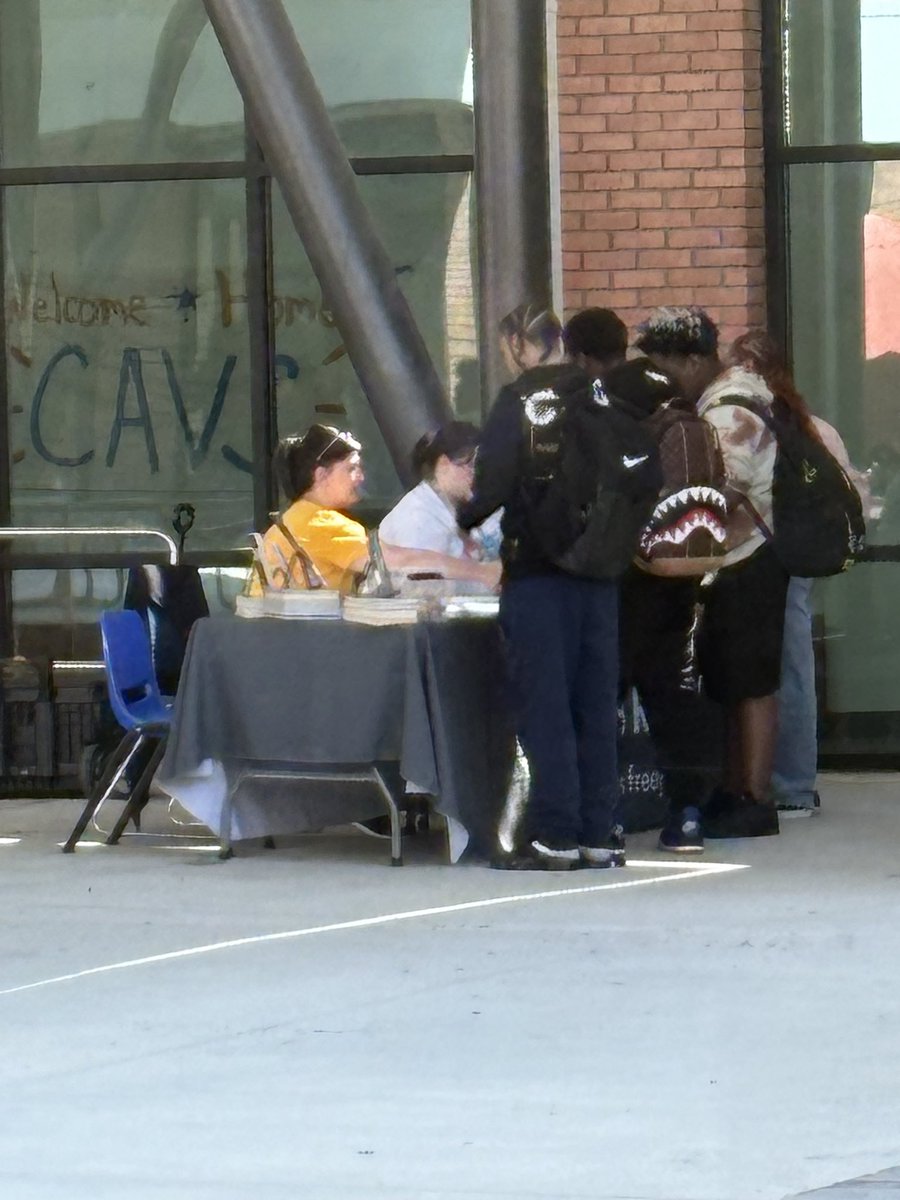 Thank you <a href="/accessfreely/">Richland Library</a> for visiting the <a href="/RNECavaliers/">Richland Northeast HS</a> campus yesterday to share the great resources available to students through the public library <a href="/DrMarlonThomas/">Marlon L. Thomas, Ed.D.</a> #librarycardsignupmonth