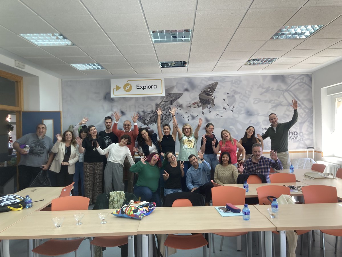 CSFPJCYL's tweet image. Terminamos la formación de Asesores Nuevos en el @CSFPJCYL con una gran dosis de EMOCIÓN de la mano de nuestra compañera del @CFIEdeSoria Celia Corral.
Os damos la bienvenida a la Red de Formación de @educacyl #formacionCyL