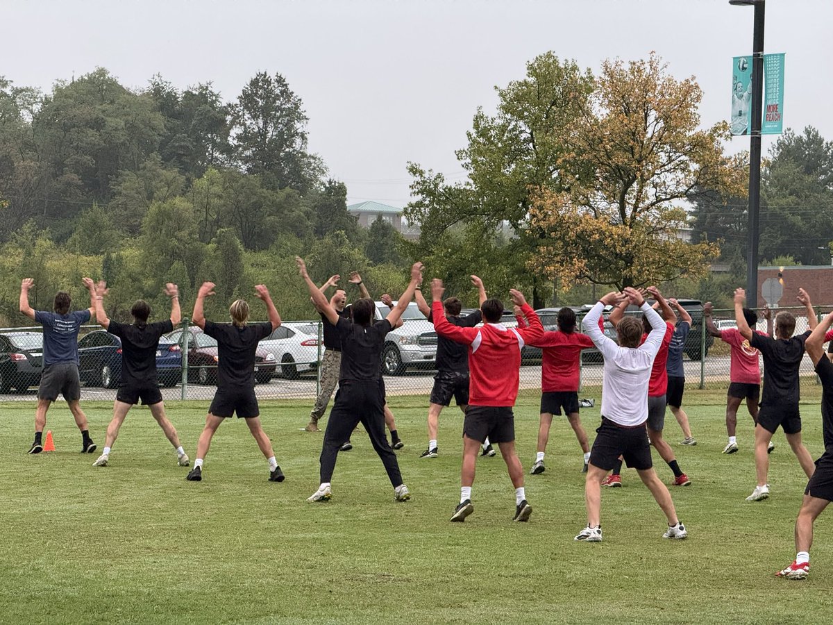 UMSL Baseball (@umslbsb) on Twitter photo π± Starting our fall off right with <a href="/USMC/">U.S. Marines</a> π±
Captain Jones with the Marine Officer Selection Office of St. Louis led our boys through their first of multiple workout and classroom sessions teaching the importance of leadership and team building
#fearthefork #tritesup π± Starting our fall off right with <a href="/USMC/">U.S. Marines</a> π±
Captain Jones with the Marine Officer Selection Office of St. Louis led our boys through their first of multiple workout and classroom sessions teaching the importance of leadership and team building
#fearthefork #tritesup