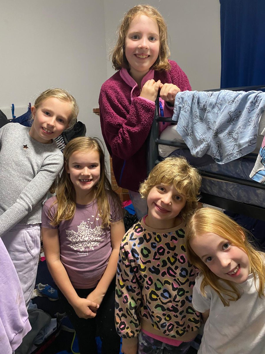 Claygate Primary School tweet media