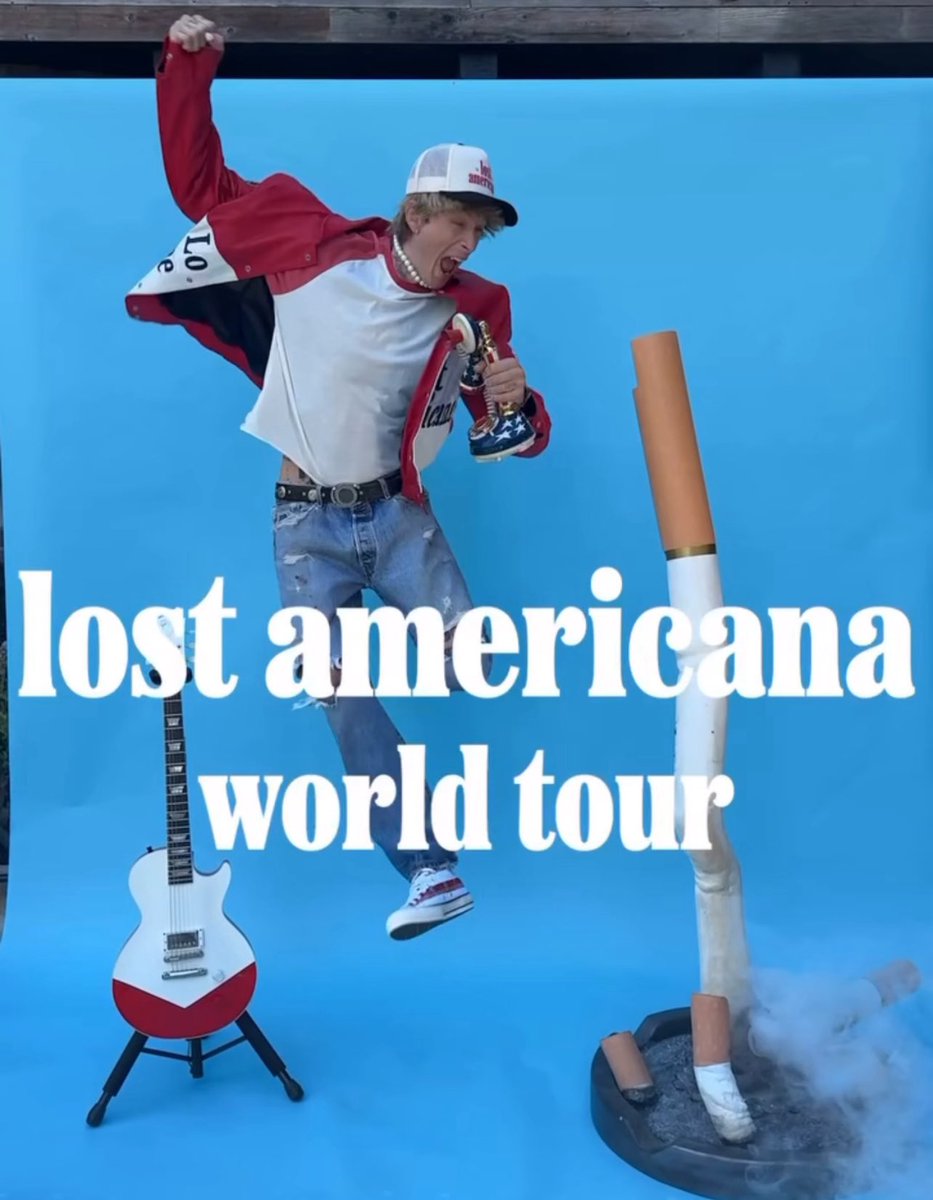 everyone talking about the cigarette mic stand but no ones talking about the marlboro guitar. this man is a master of details 😮‍💨