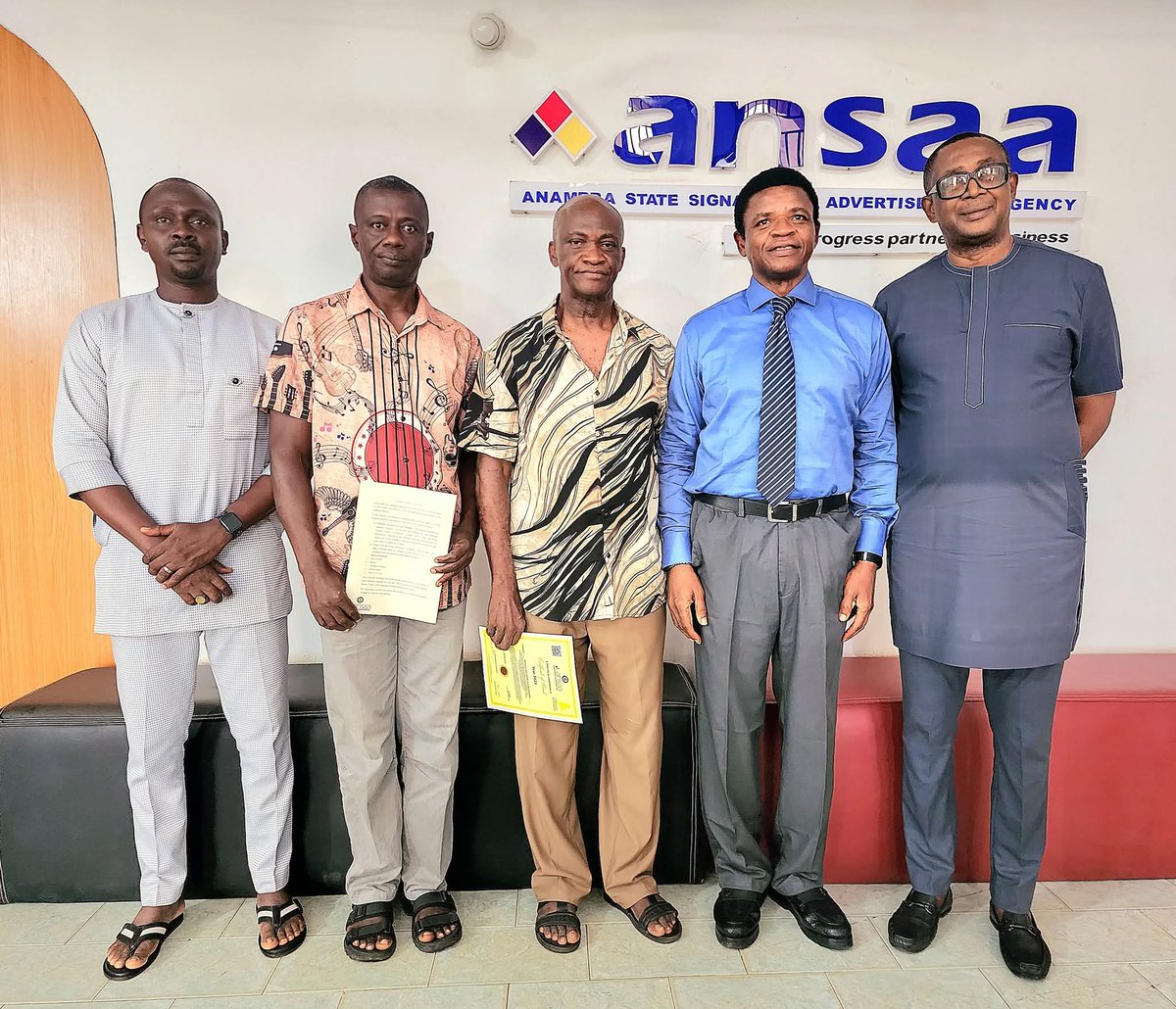 📌 Just In!

All Progressives Congress (APC) Obtains ANSAA Out-of-Home Political Campaign Permit for the upcoming Anambra State Governorship Election