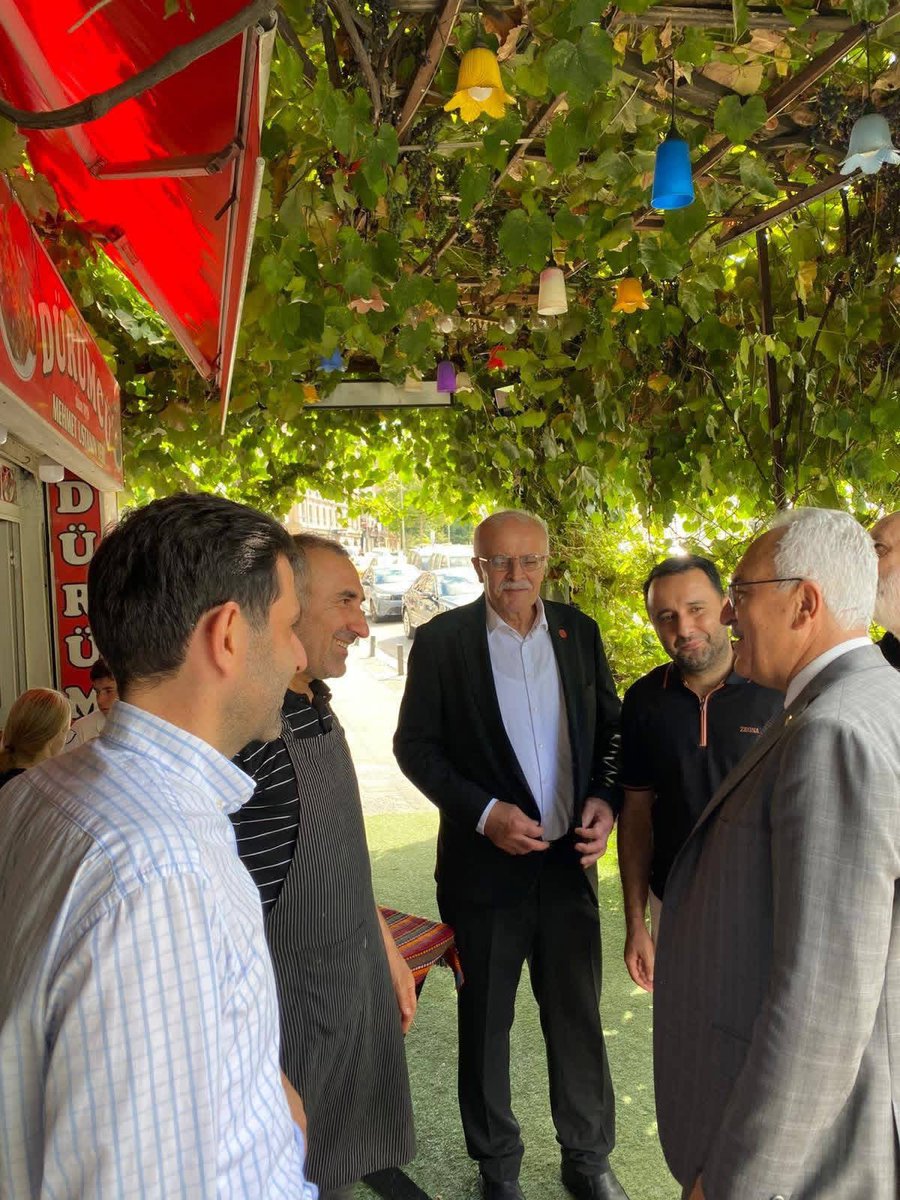 İstanbul Beyoğlu İlçemizde #TürkiyeYüzyılıBuluşması ‘nda Kasımpaşa da hemşehrilerimizle buluştuk. 
Durmak yok
Yola devam.
#HerMahallesiyleTürkiyeYüzyılı