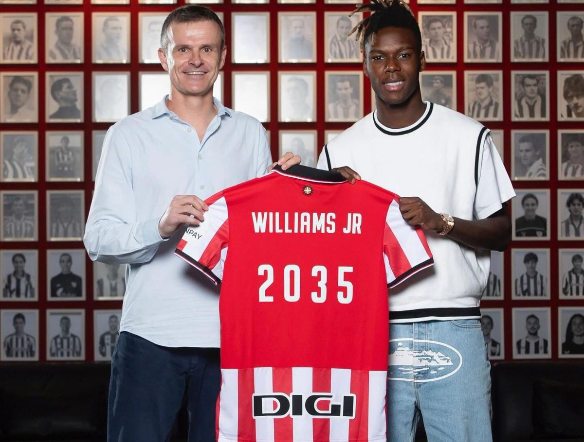 _ofcb's tweet image. الثلاثيه الوحيده اللي حققها ريال مدريد في تاريخه