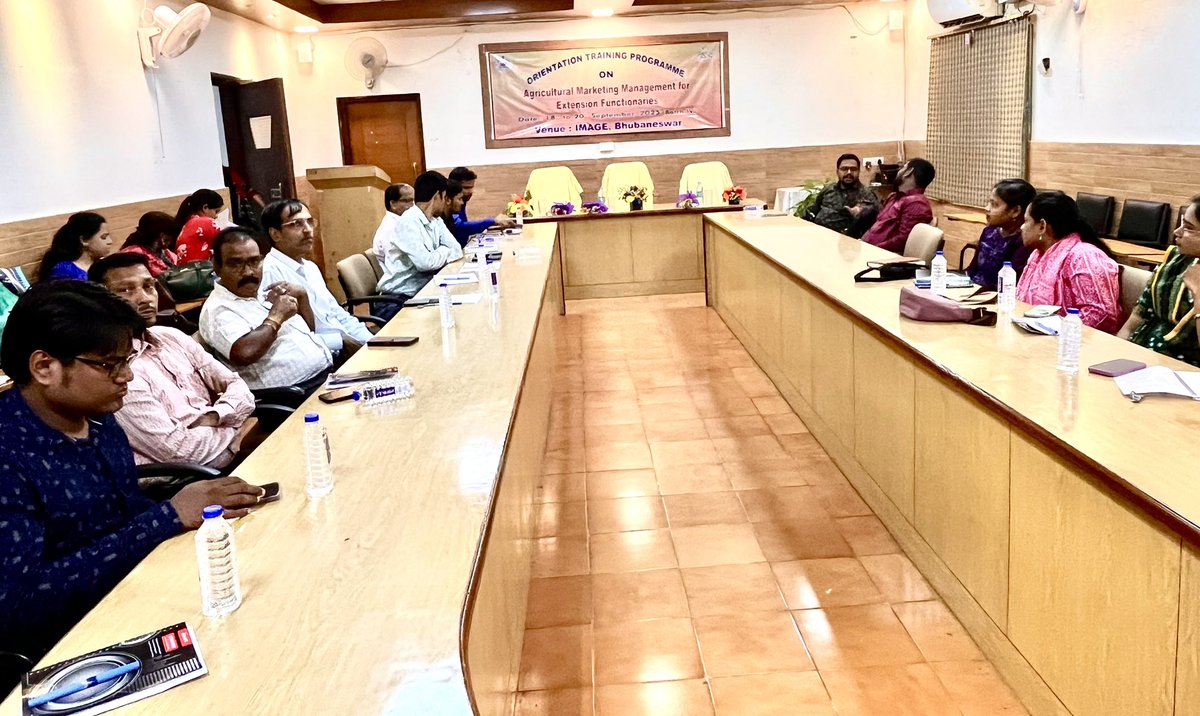 OSWC_Odisha's tweet photo. Resource Person from #OSWC imparted training on #WDRA & e-NWR to Senior officials of the Dept. of Agriculture, Govt of Odisha (5 batches) during the Orientation Training Programme on Agricultural Marketing Management at #IMAGE, Bhubaneswar in Oct-2025. @Coop_Odisha @krushibibhag https://t.co/kDP9LJn226