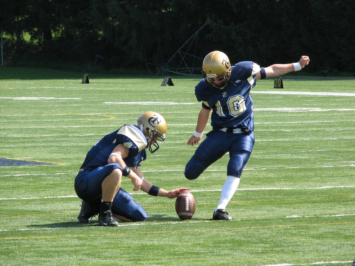 Thiel Athletics (@thielathletics) on Twitter photo #TBT To 2005 when Football smothered Bethany 41-7 while recording nine sacks, a program single-game record that still stands to this day!
🔗static.thielathletics.com/custompages/fo…
#TomcatPride | <a href="/PAC_Athletics/">Presidents’ Athletic Conference</a> #TBT To 2005 when Football smothered Bethany 41-7 while recording nine sacks, a program single-game record that still stands to this day!
🔗static.thielathletics.com/custompages/fo…
#TomcatPride | <a href="/PAC_Athletics/">Presidents’ Athletic Conference</a>