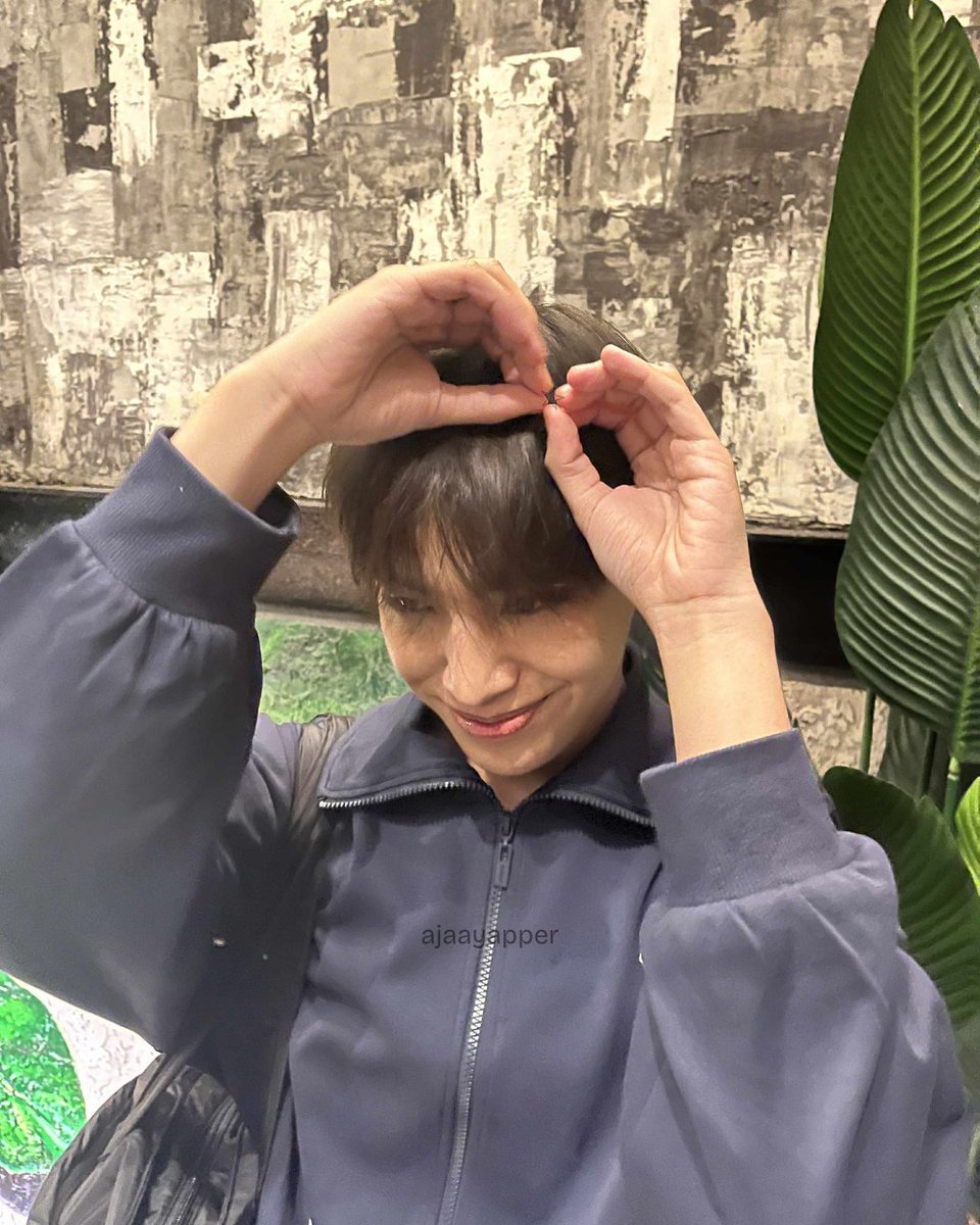 axl ribbon 🎀 for u guys ! stream ako na plz 💌

AKO NA OUT NOW
#AkoNa #AJAA_Comeback
#AJAA <a href="/AJAAofc/">AJAA</a>